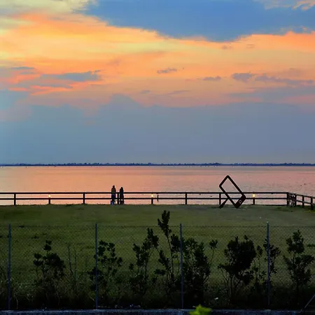 Charming With Shared Pool * Lignano Sabbiadoro